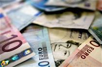 تفاوت‌های یورو و دلار به عنوان ارز مبنا