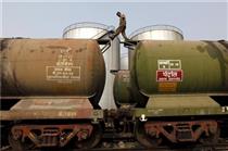واردات نفت هند به پایین‌ترین رقم طی ۹ سال گذشته رسید