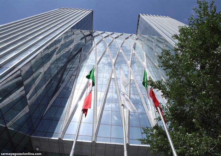 بزرگترین بنگاه اقتصادی بانک ملی در بورس به فروش می‌رسد